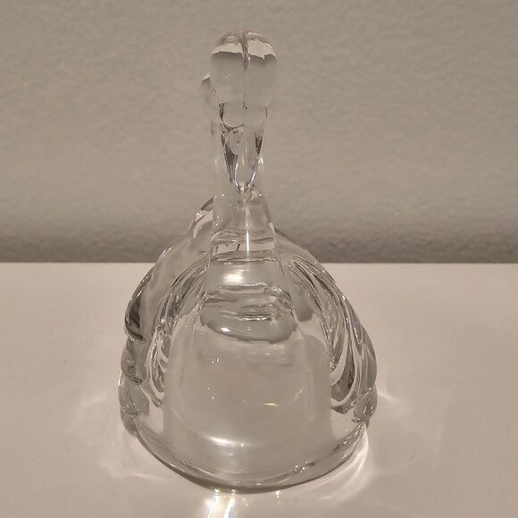 Glass Swan Pepper Shaker - Picture 5 of 9